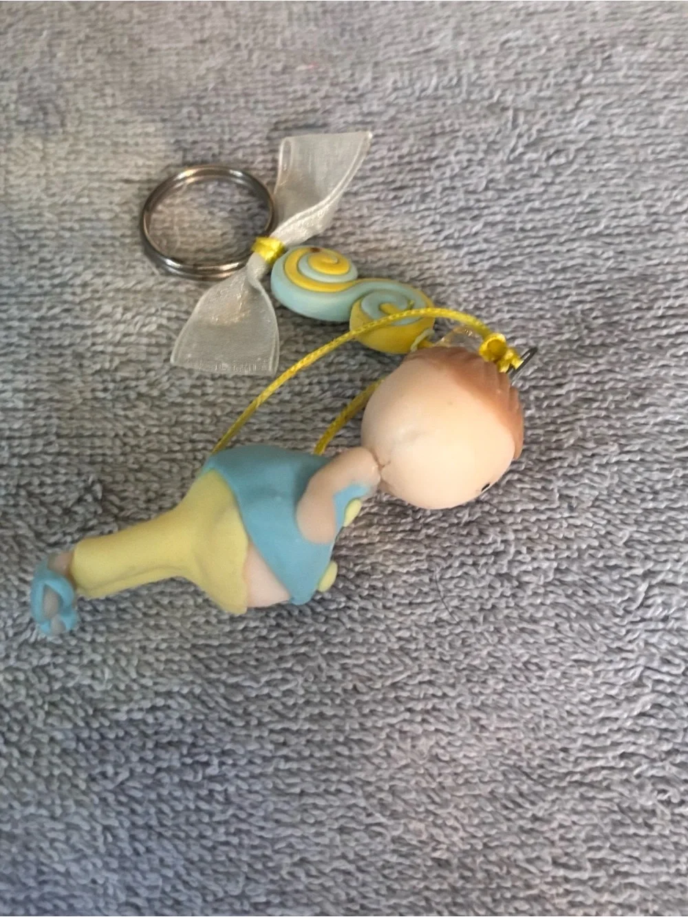 Blue & yellow keychain with a cute figurine and spiral beads #kawaii #cute